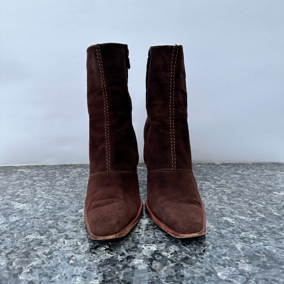 Tods Brown Suede Ankle Heeled Booties Women’s Size 8.5 - Picture 4 of 12
